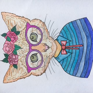 Gekleurde kaart met kat met bril en bloemenkrans